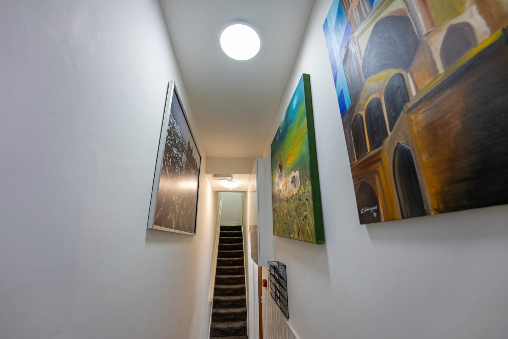 Modern Studio Flat With Balcony In Heart Of London Eksteriør billede
